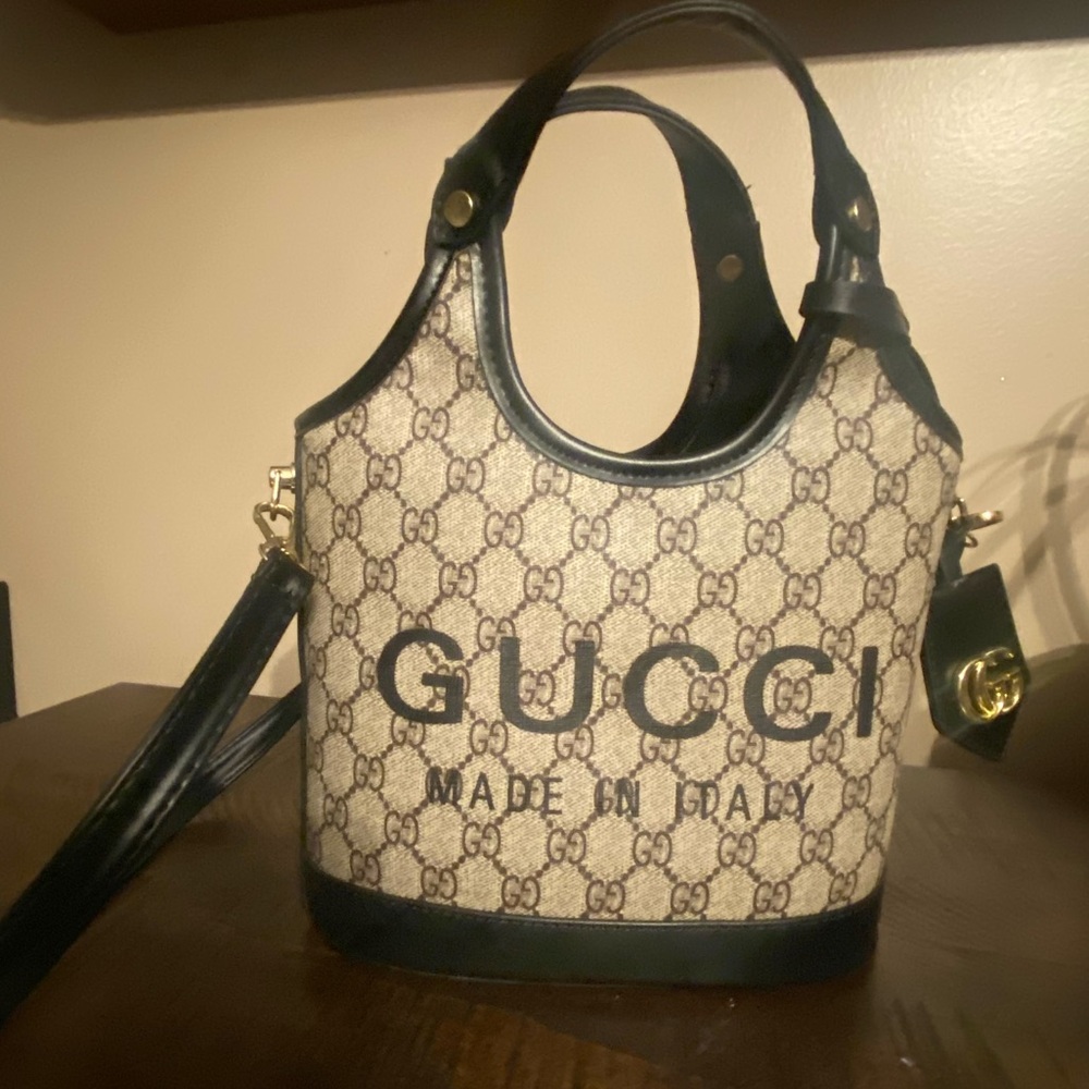GG Gucci Purse